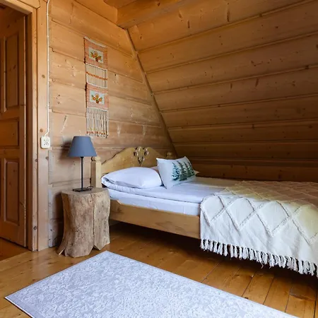 Goralski Z Kominkiem - Highlander Wooden House Murzasichle