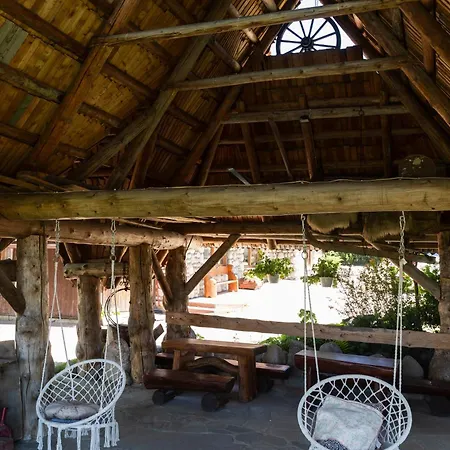 Goralski Z Kominkiem - Highlander Wooden House